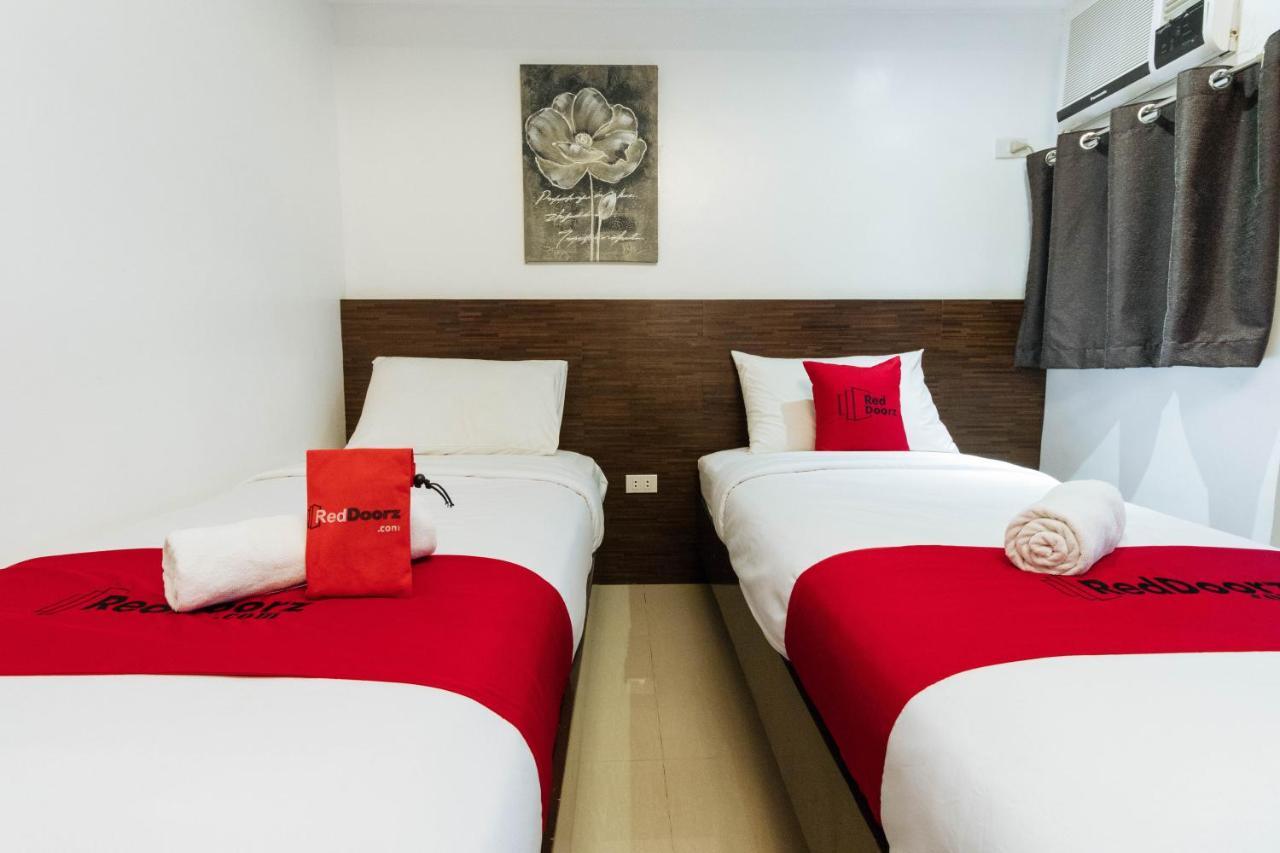Reddoorz Plus @ Poblacion Makati Makati City Dış mekan fotoğraf