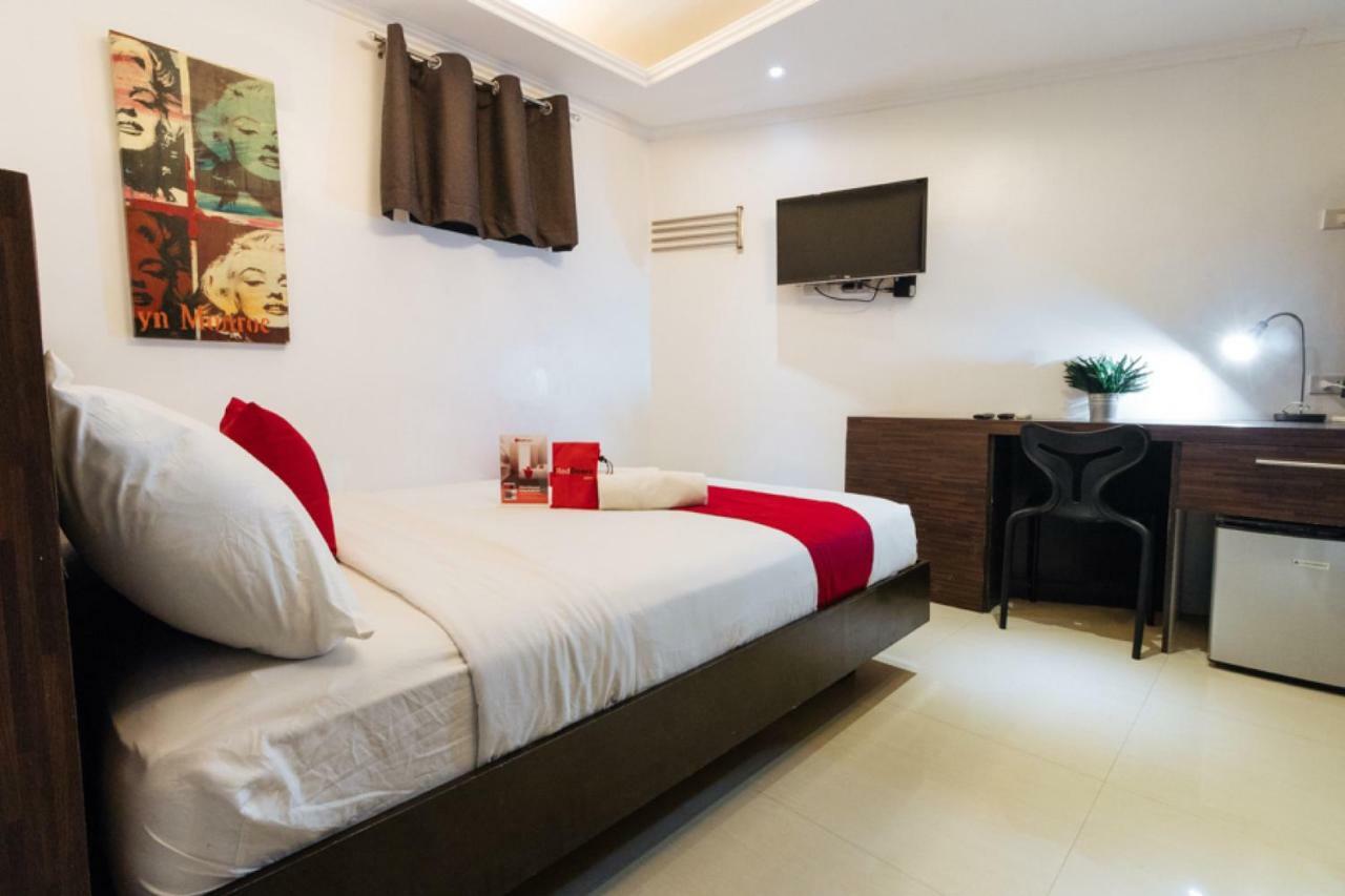Reddoorz Plus @ Poblacion Makati Makati City Dış mekan fotoğraf