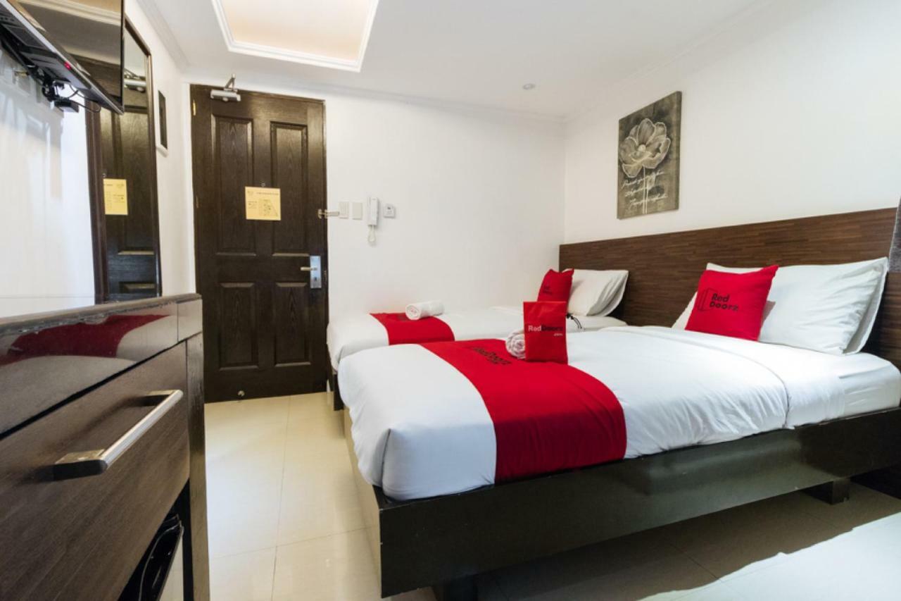 Reddoorz Plus @ Poblacion Makati Makati City Dış mekan fotoğraf