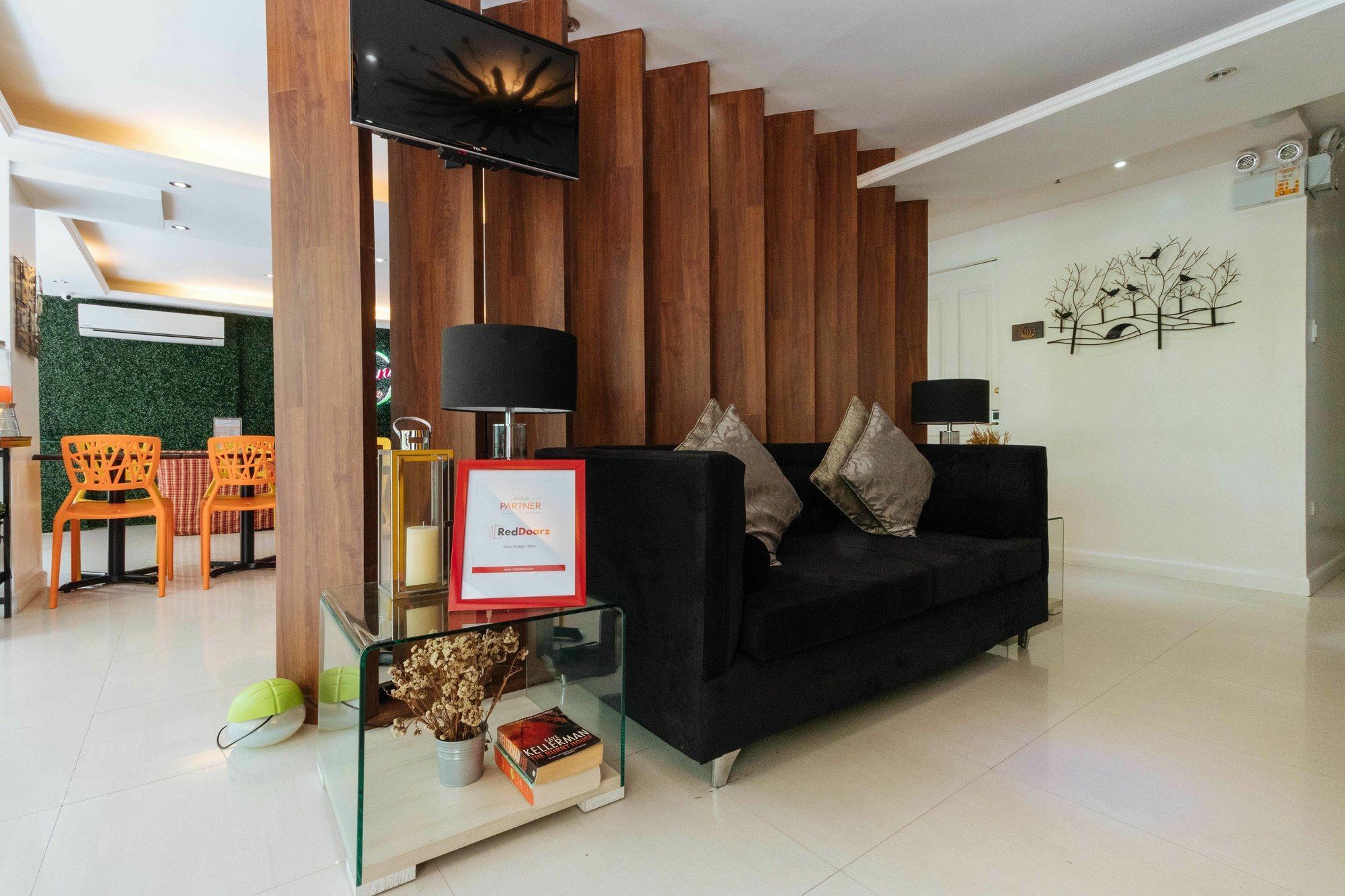 Reddoorz Plus @ Poblacion Makati Makati City Dış mekan fotoğraf